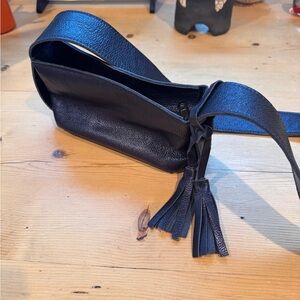 Cartera Metallic Blue Leather Crossbody bag